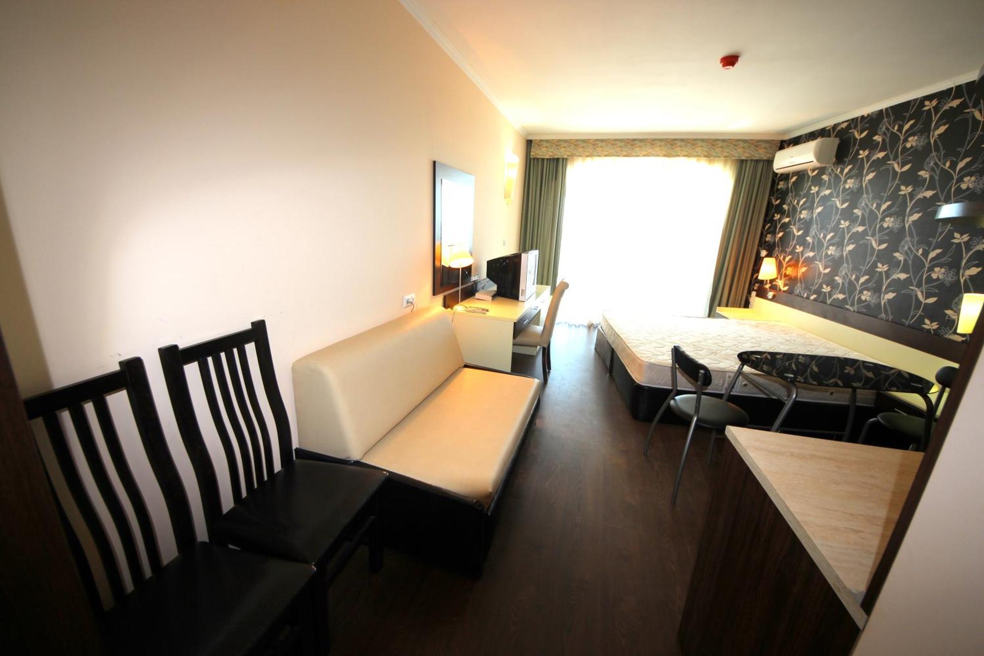 Menada Apartments In Grand Hotel Sveti Vlas Habitación foto